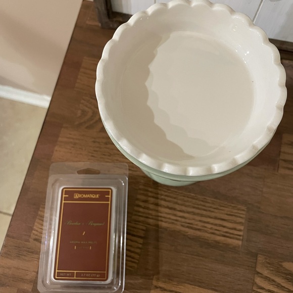 Hallmark Accents Hallmark Tart And Oil Warmer Moments Of Beauty Set